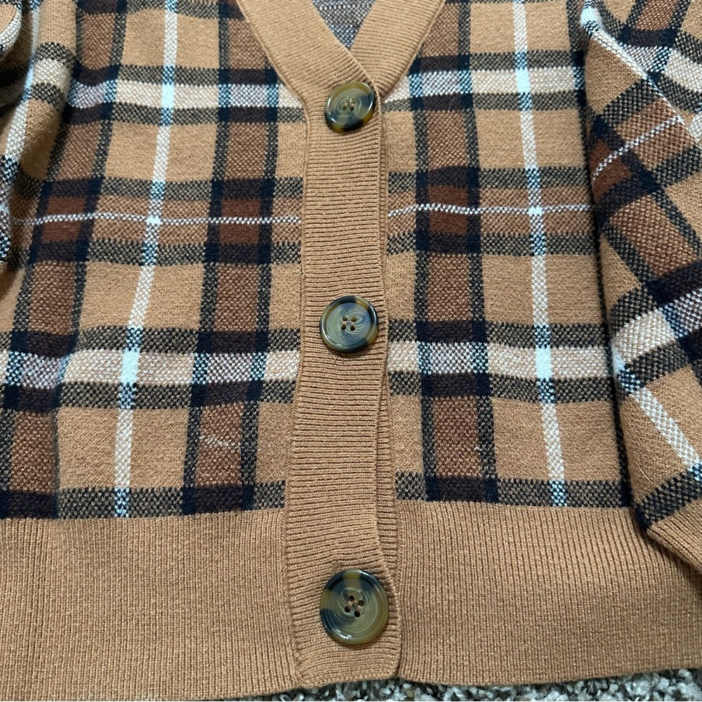 Marbled V Neck Sweater - Picture 3 of 5